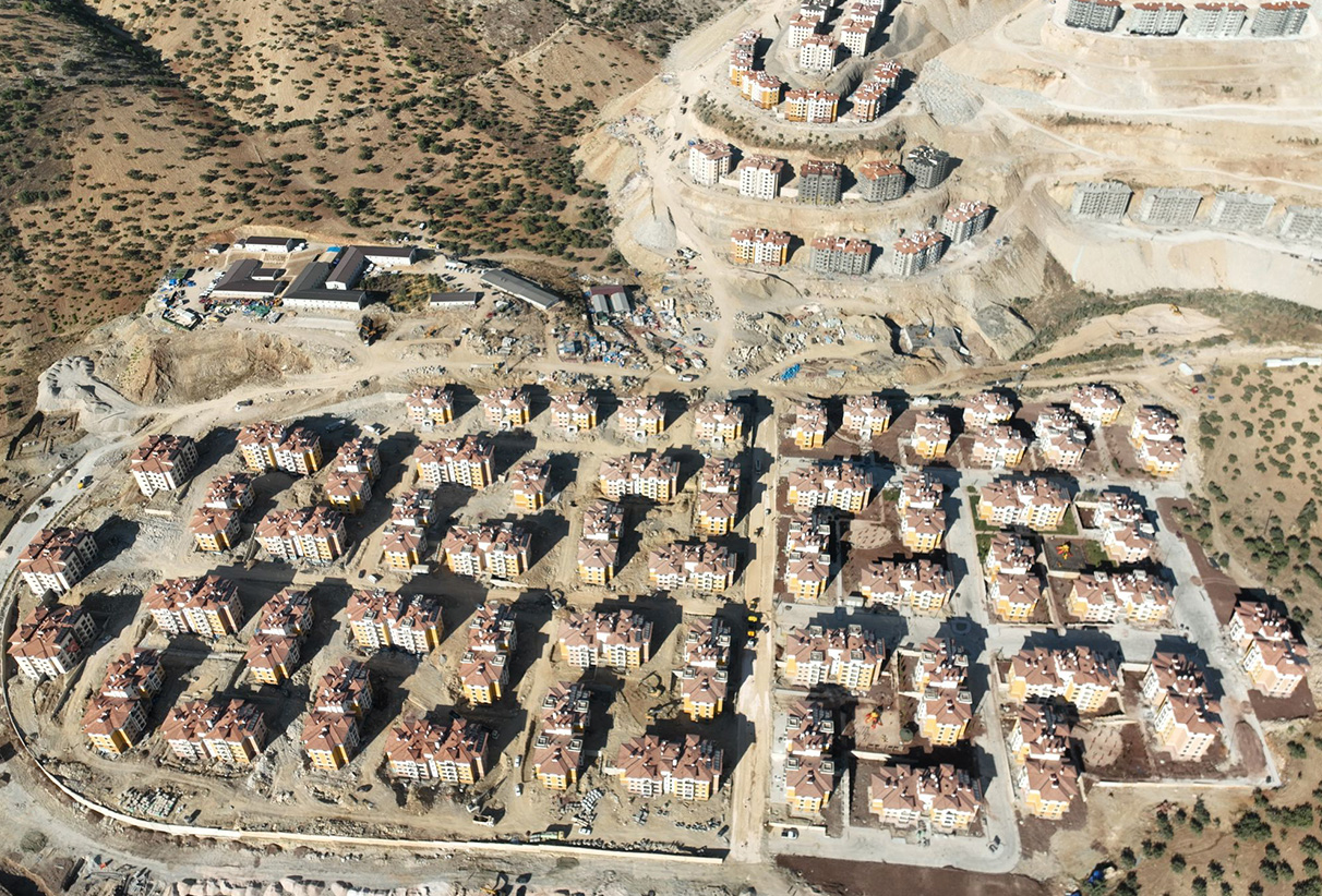 ADIYAMAN GÖLBAŞI DEPREM KONUTLARI 1. ETAP İNŞAATI İLE ALTYAPI VE ÇEVRE DÜZENLEME